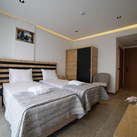 Sahin Termal Otel Ve Spa Ortaca  Exterior foto